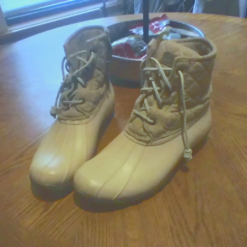 Sperry Boots 👢